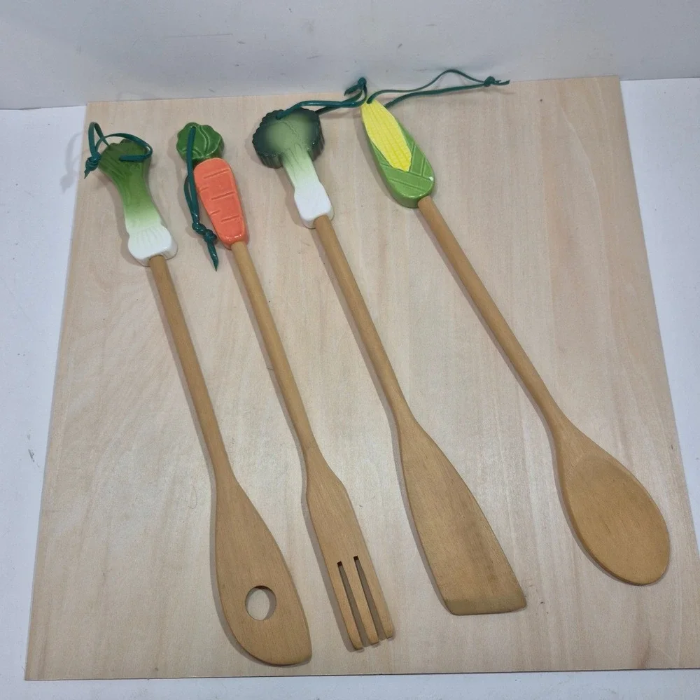 Set of 4 Wooden Kitchen Utensils with Ceramic Vegetable‎ Handles